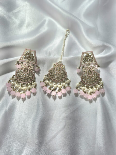 Baby Pink Kundan Set (Earrings + Maang Tikka)